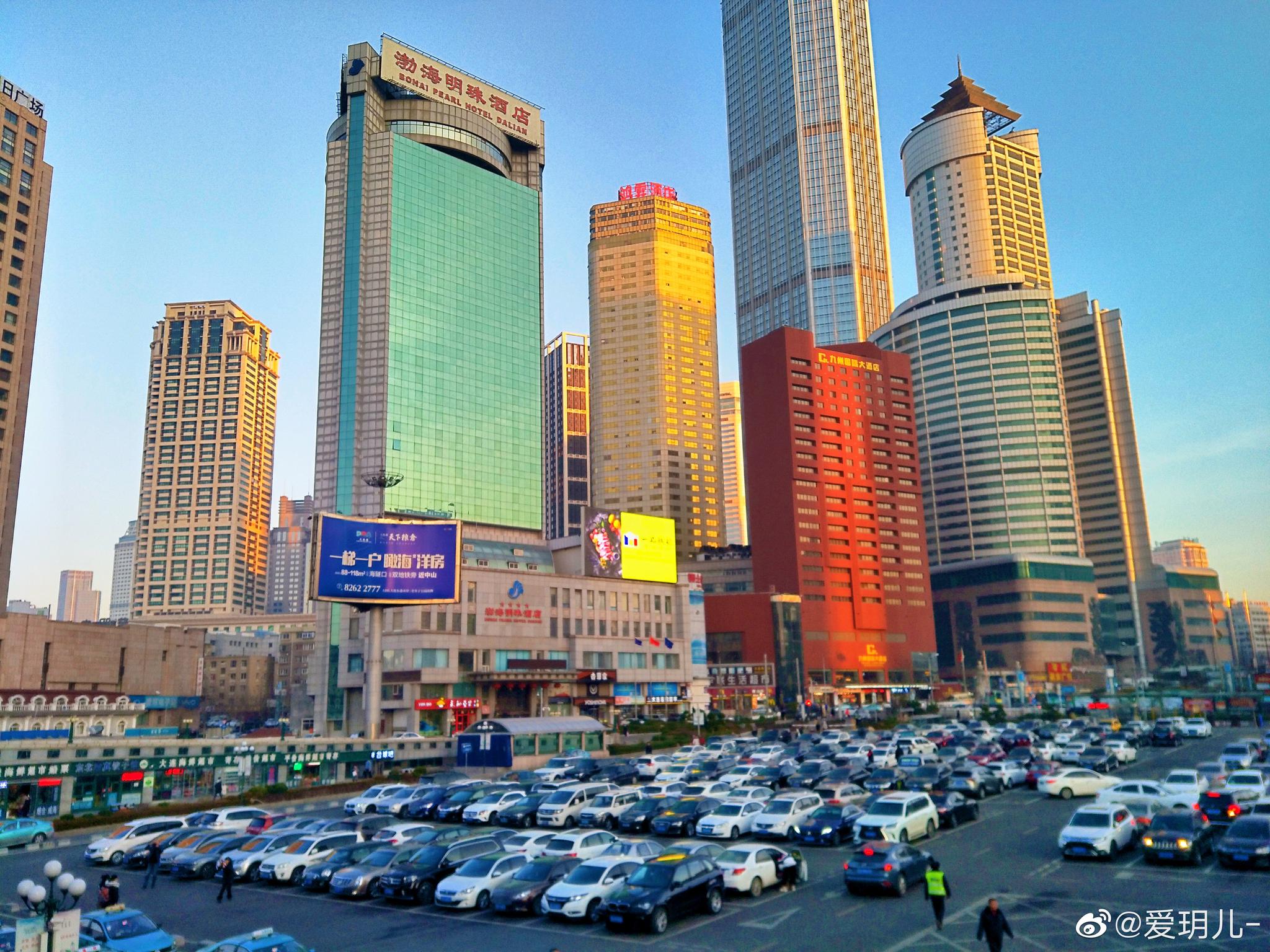 大连火车站附近建筑沐浴在下午阳光下_高清图集_新浪网