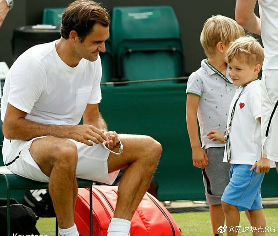 罗杰·费德勒的双胞胎儿子里奥·费德勒&莱尼·费德勒五岁生日