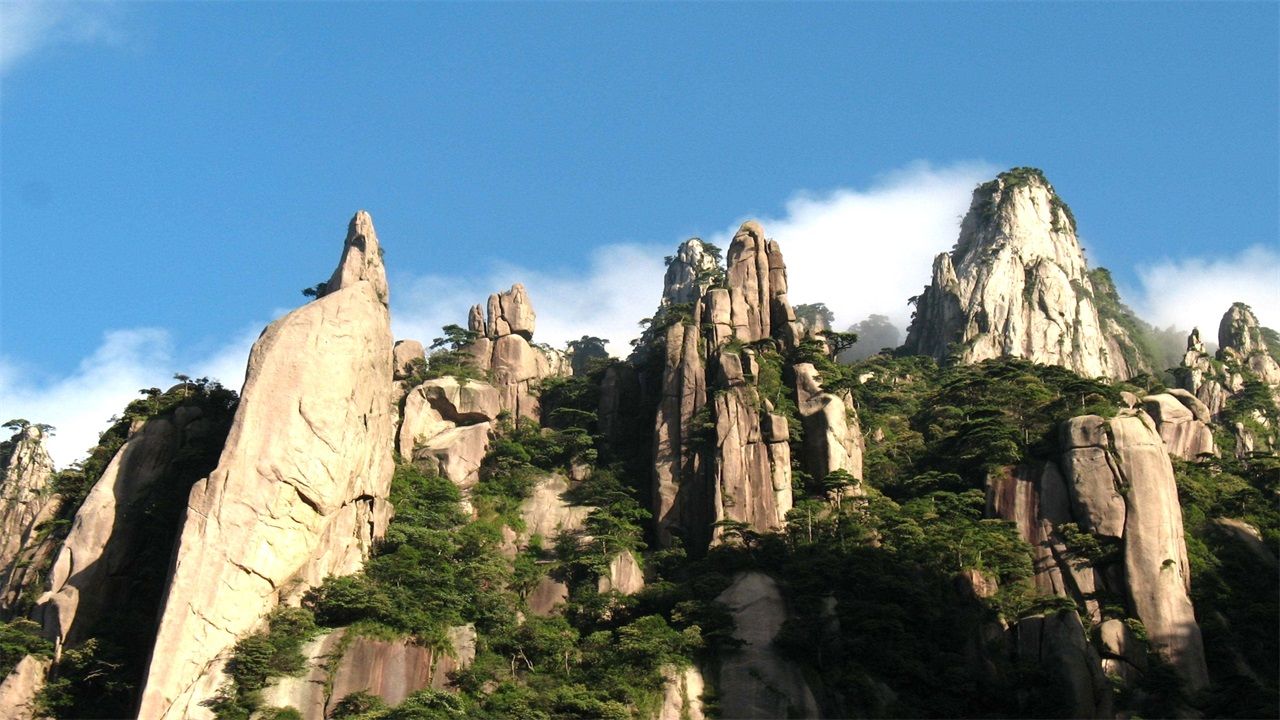 江西三清山:中国最美的五大峰林之一,被认为是最美丽的花岗岩