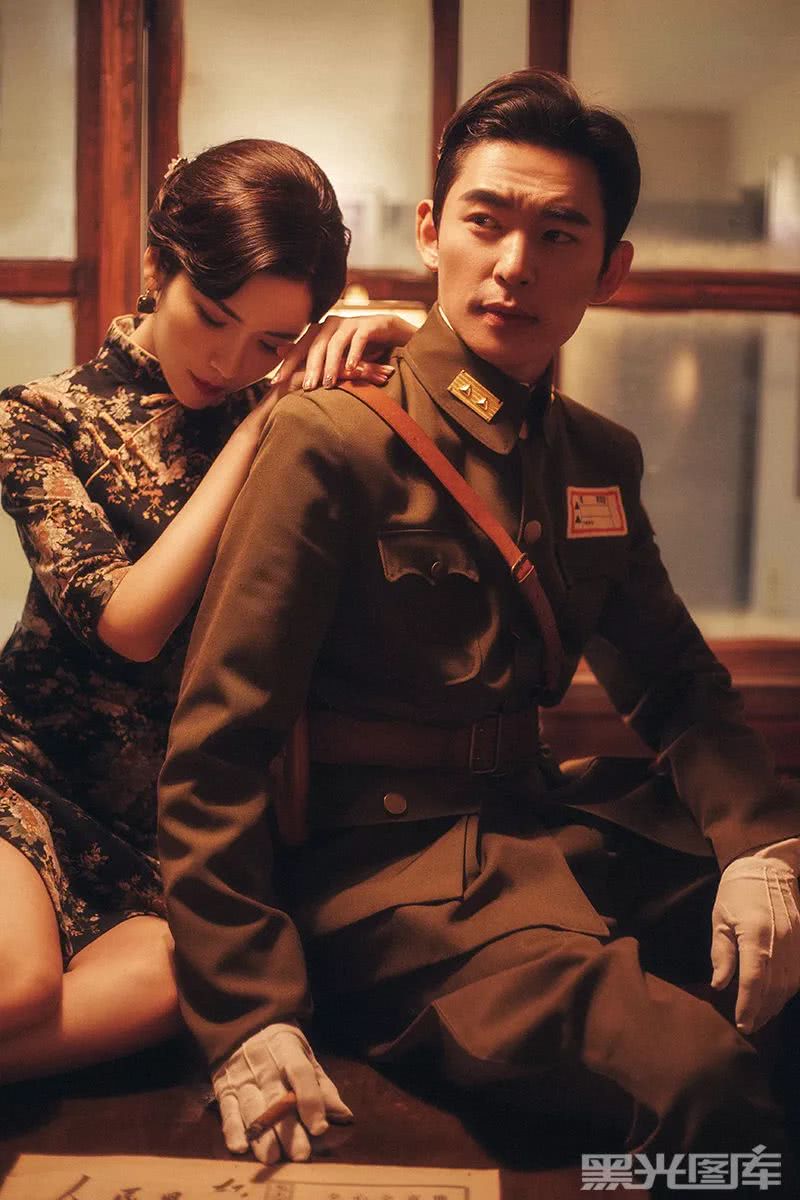 这组民国风情侣写真,太赞了!|写真|复古|年代_新浪新闻