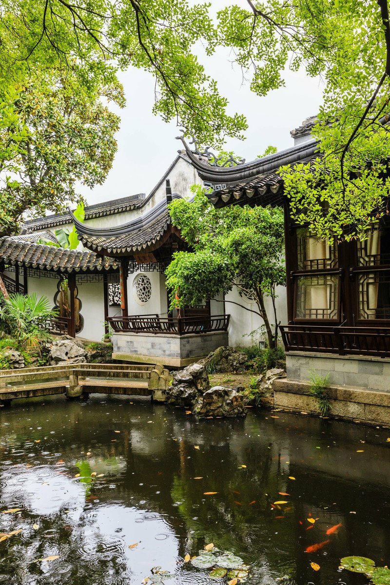 绿树阴浓夏日长楼台倒影入池塘山亭夏日唐高骈