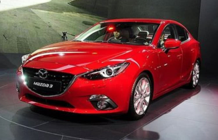 东风日产新款天籁实车曝光 新能源车型表现如何