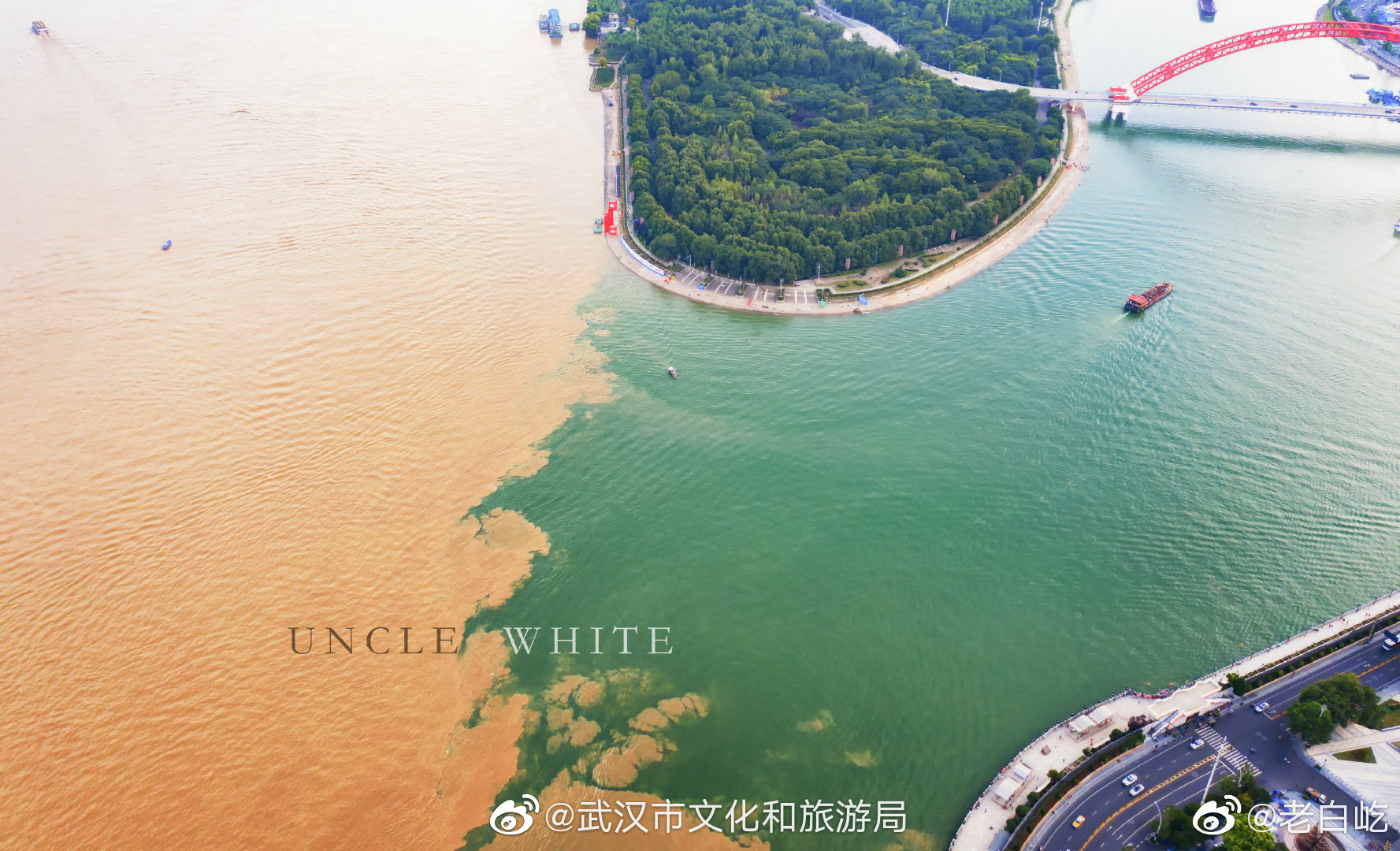 泾以渭浊,观两江(长江、汉江)交汇之奇观。拍摄地