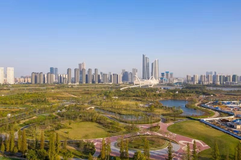 新加坡·南京生态科技岛,是南京市民熟知的江心洲,它紧靠南京主城