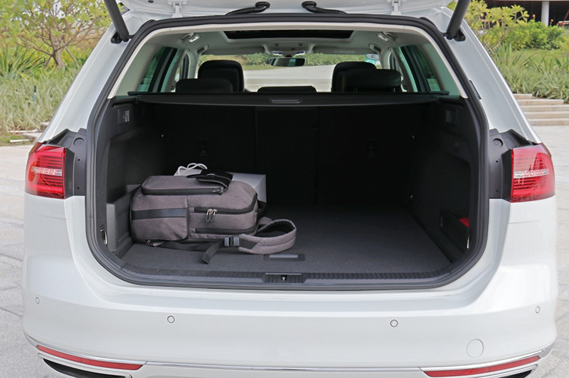 纯纯的德国味 插电混动"瓦罐" 厦门试驾大众蔚揽gte