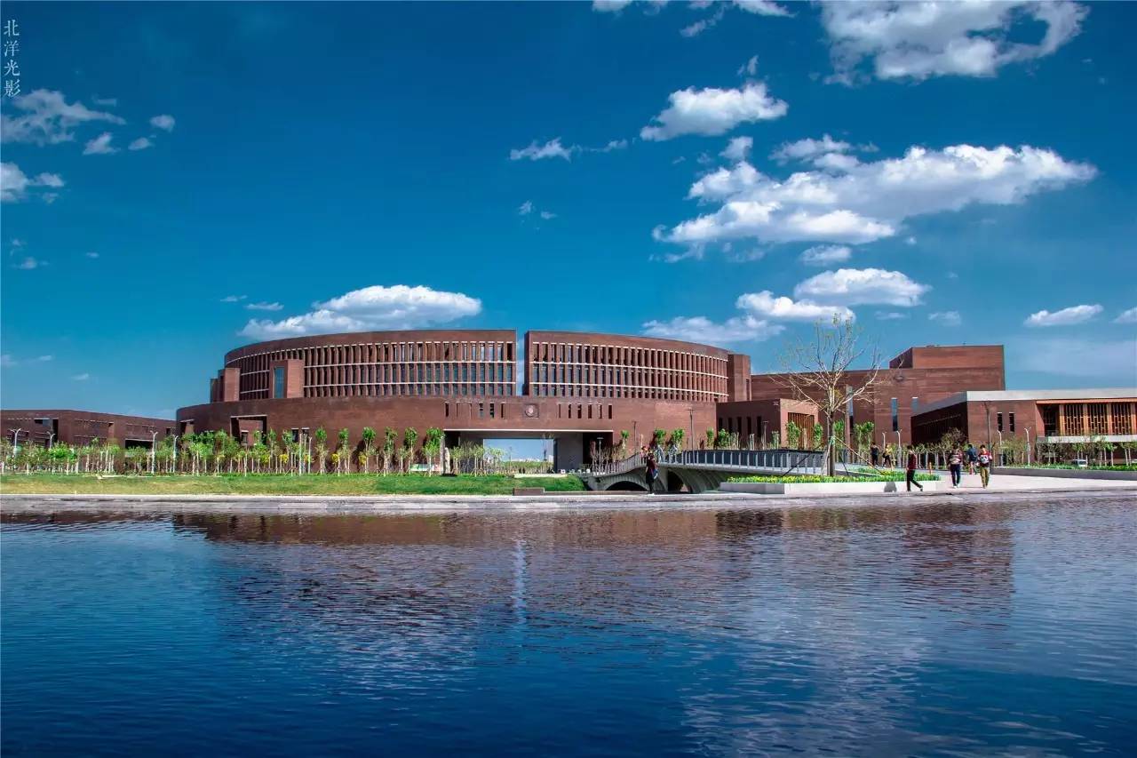 29.天津大学全国排名第1的专业(1个)石油与天然气工程30.