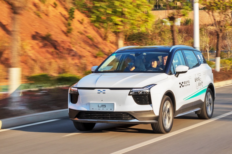 续航503公里 还带增程包 中高端纯电动suv新玩家 试驾爱驰u5-新浪汽车