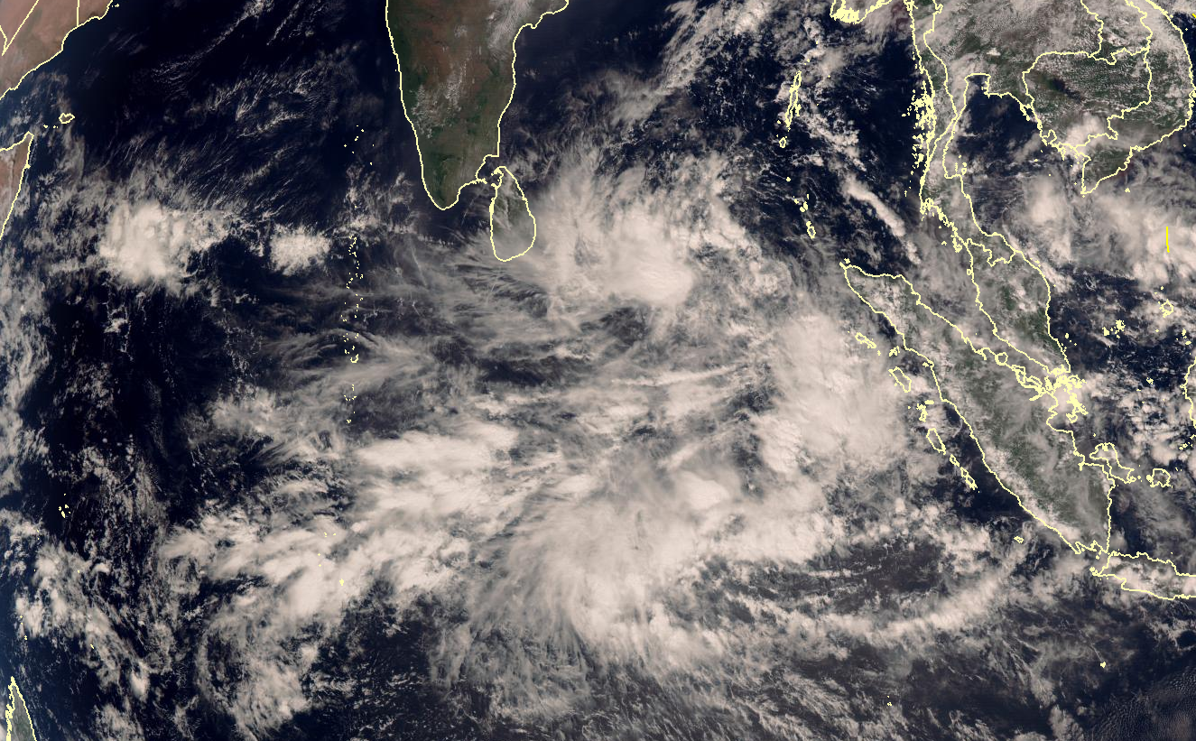 太平洋印度洋台风云爆发5个胚胎共舞!今年台风难道要超过30个?