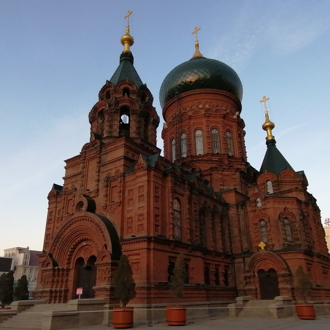 参观哈尔滨地标性景点圣·索菲亚教堂(英语