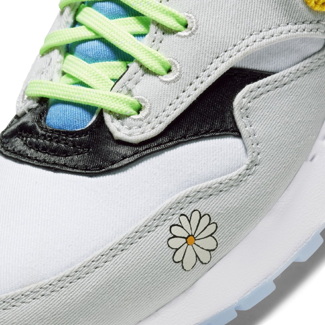 又见小雏菊airforce1airmax1以白色为基底