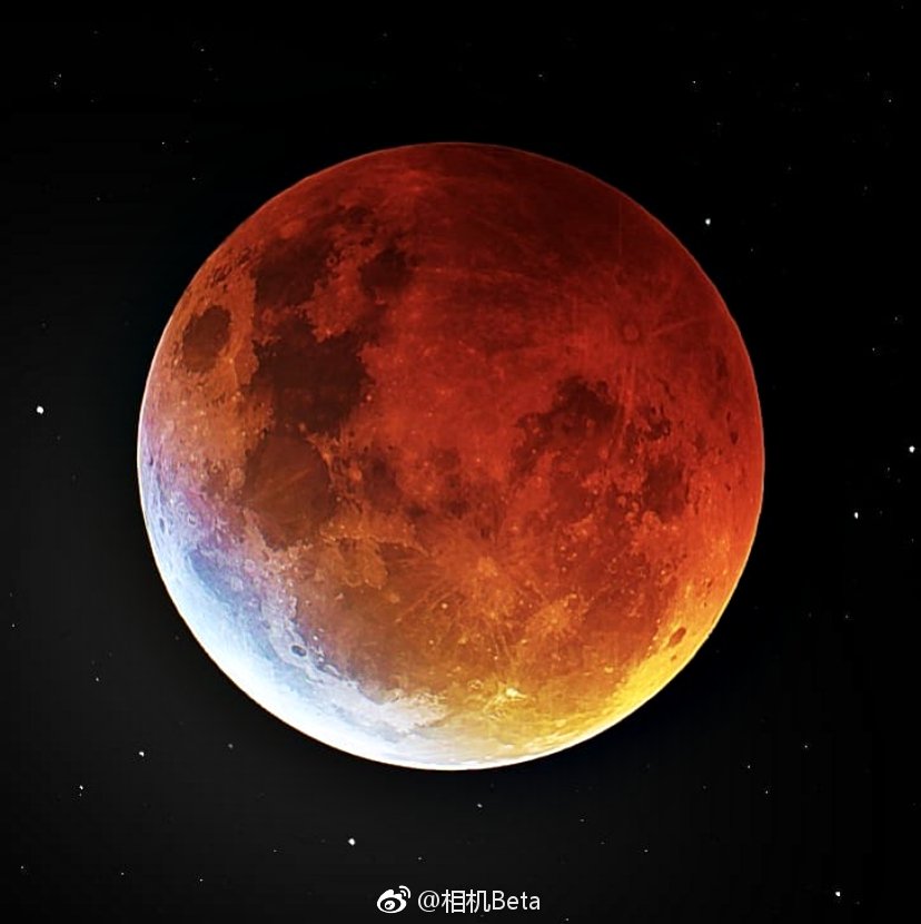 5万张照片合成8100万像素的月球照片