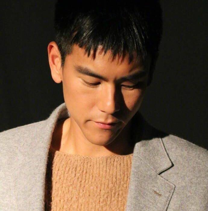 为什么都想和他喝茶?身材主宰人生——优质演员彭于晏!