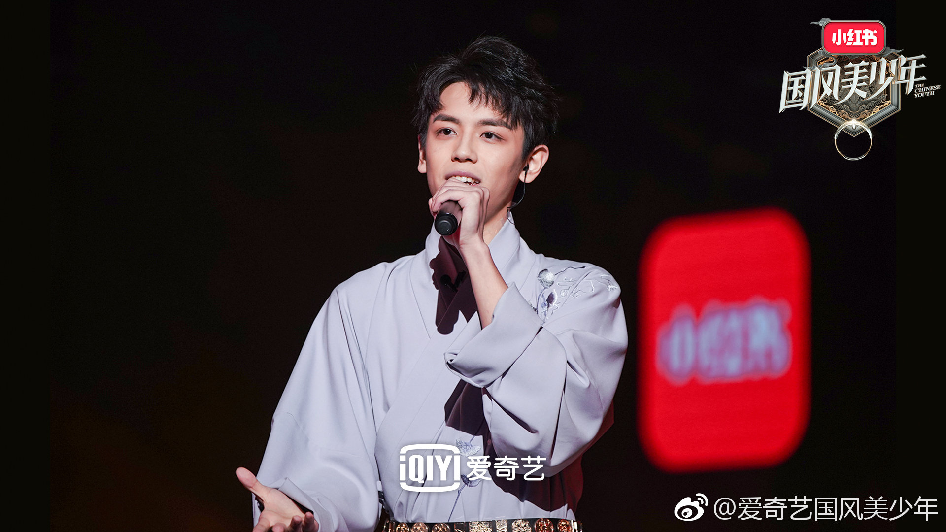 彻底放飞自我的陈梓铭ya与展现自己民族原生态歌曲的杨肸子xizi