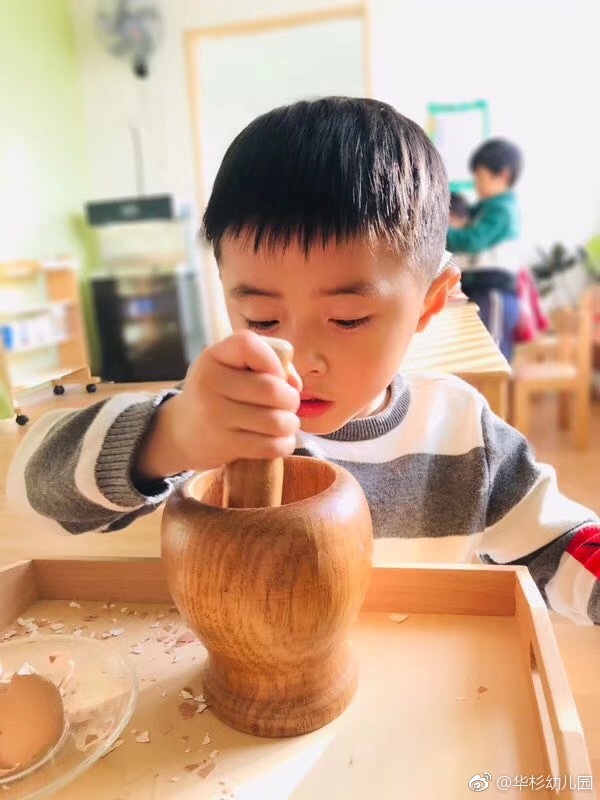 蒙氏有趣的静寂游戏