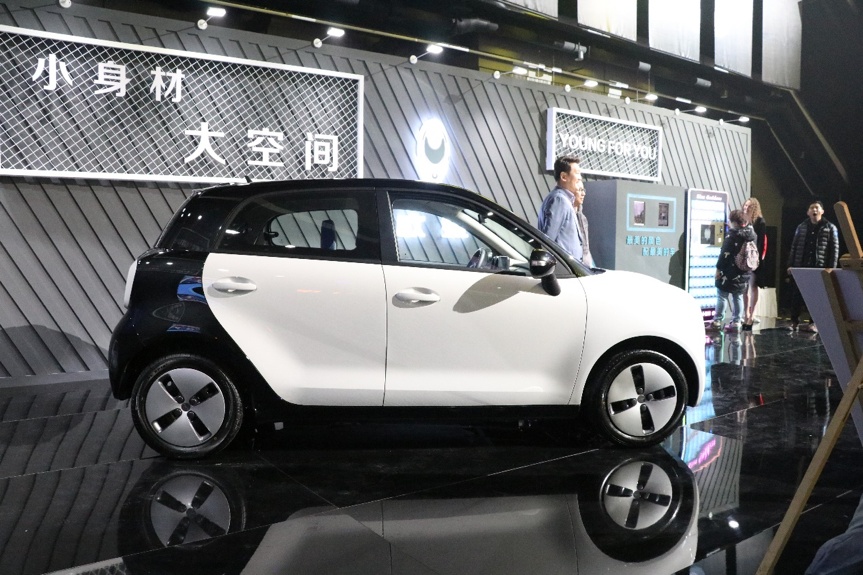 优势一:me电动车专用平台优势明显在2018年中国车市整体走下坡的大