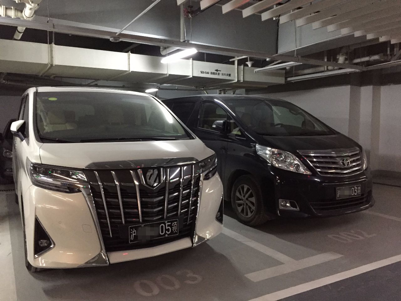 领事馆的车,从1号到5号,最贵的100万,便宜的20万