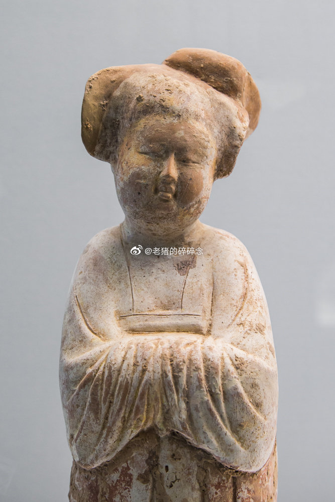 从唐三彩人俑读懂大唐|服饰|圆领|对襟|穿法|幞头_新浪新闻