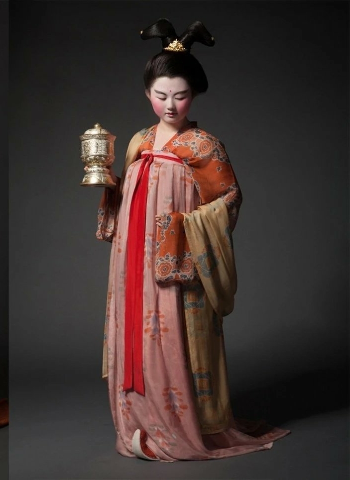 中国装束复原小组11年复原可能200套汉服太美了