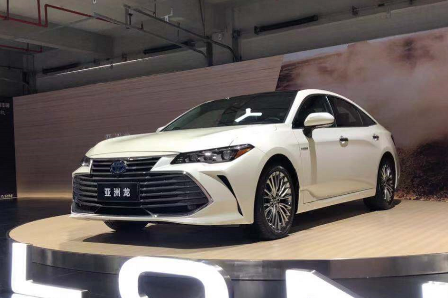 "丰田es"亚洲龙混动版预售价23.98万起,3月份正式上市