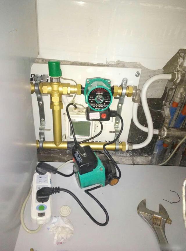 朋友:偷偷加台循环泵,整栋楼你家变最暖