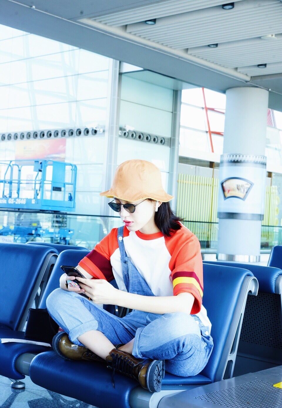 从心里喜欢苏青这个妹子浑身散发出从容大气感漂亮