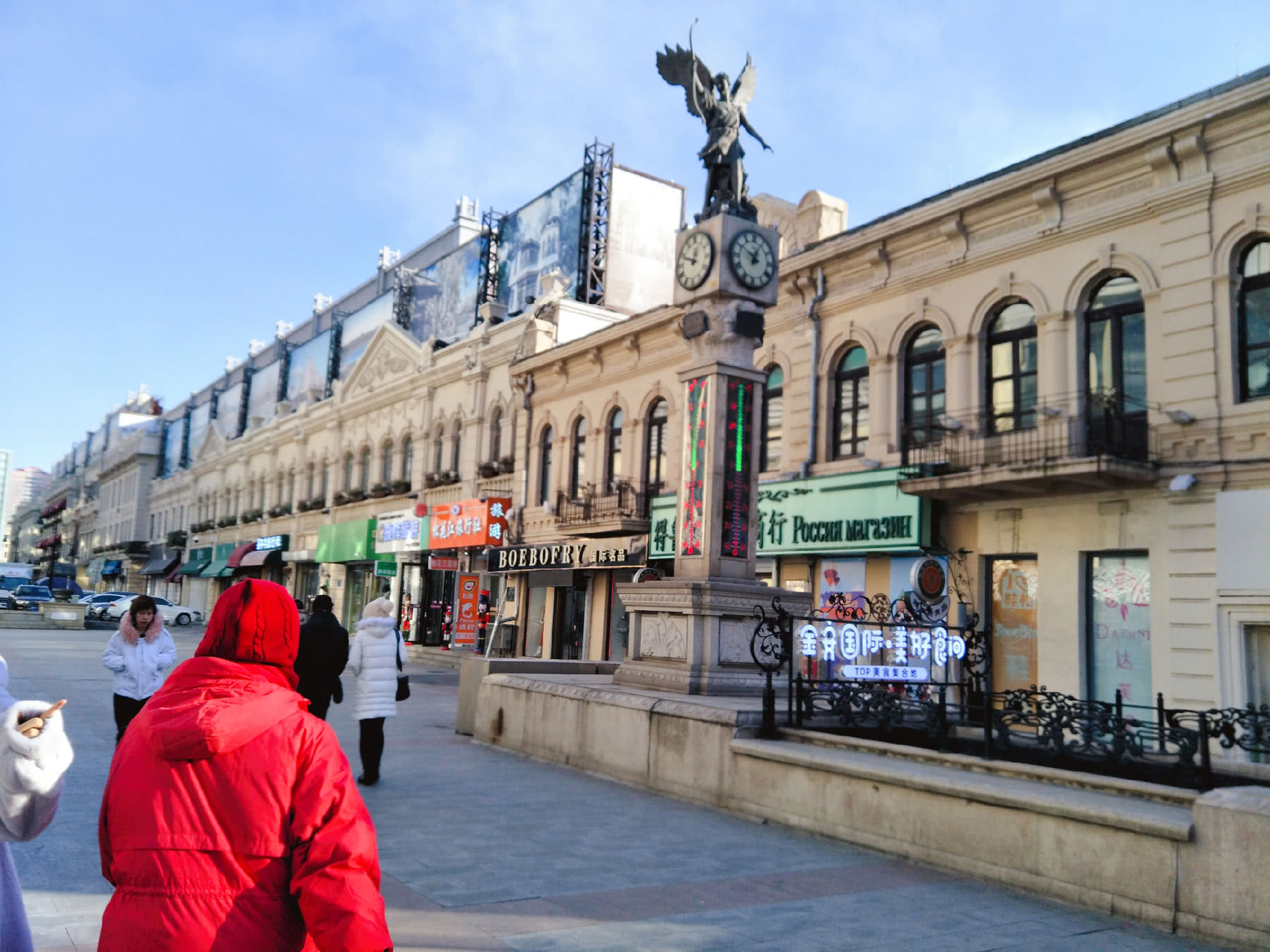 亚洲最长步行街,传为俄罗斯美女最多地方,却连俄国男人也看不到