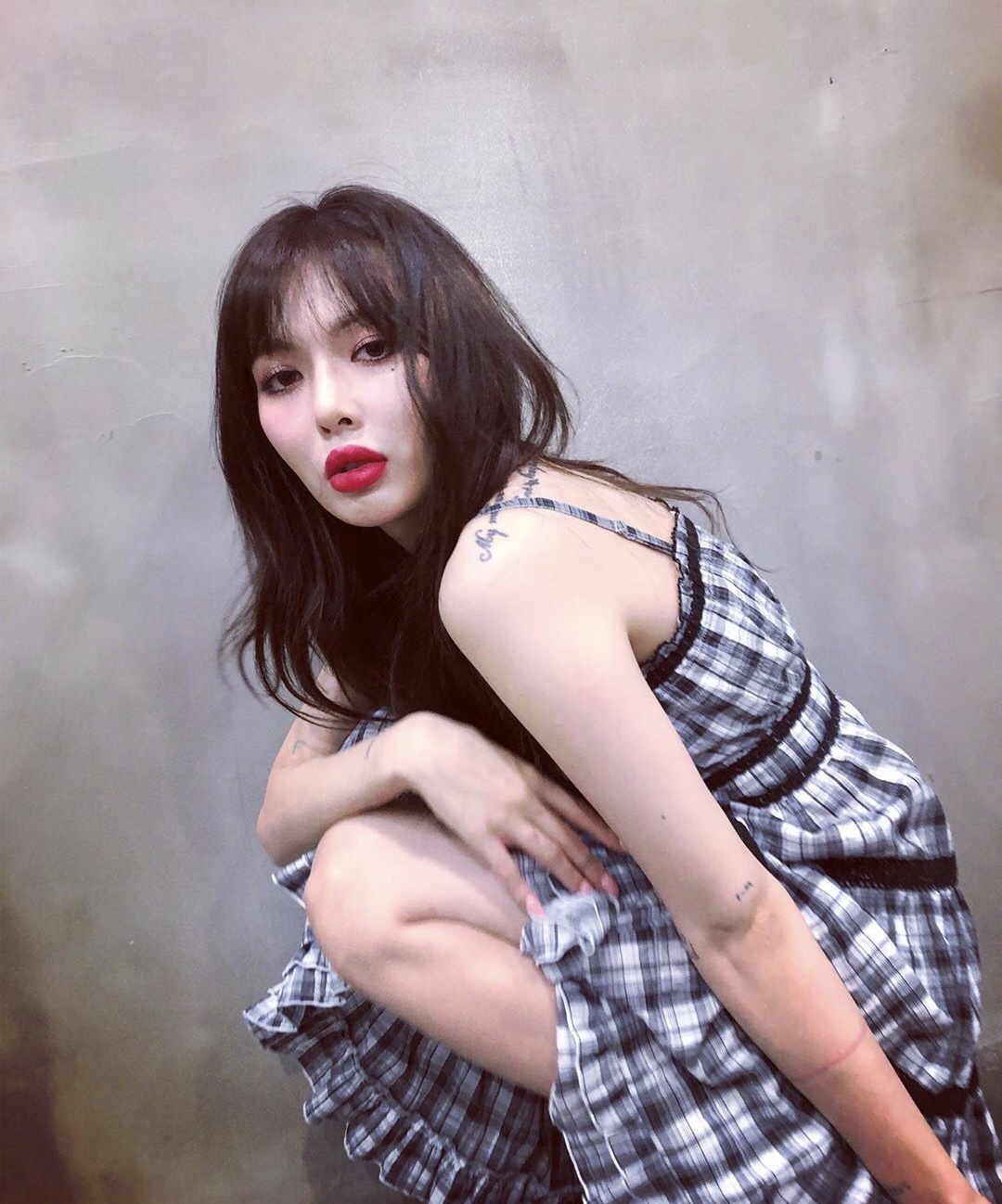 金泫雅ins更新私服