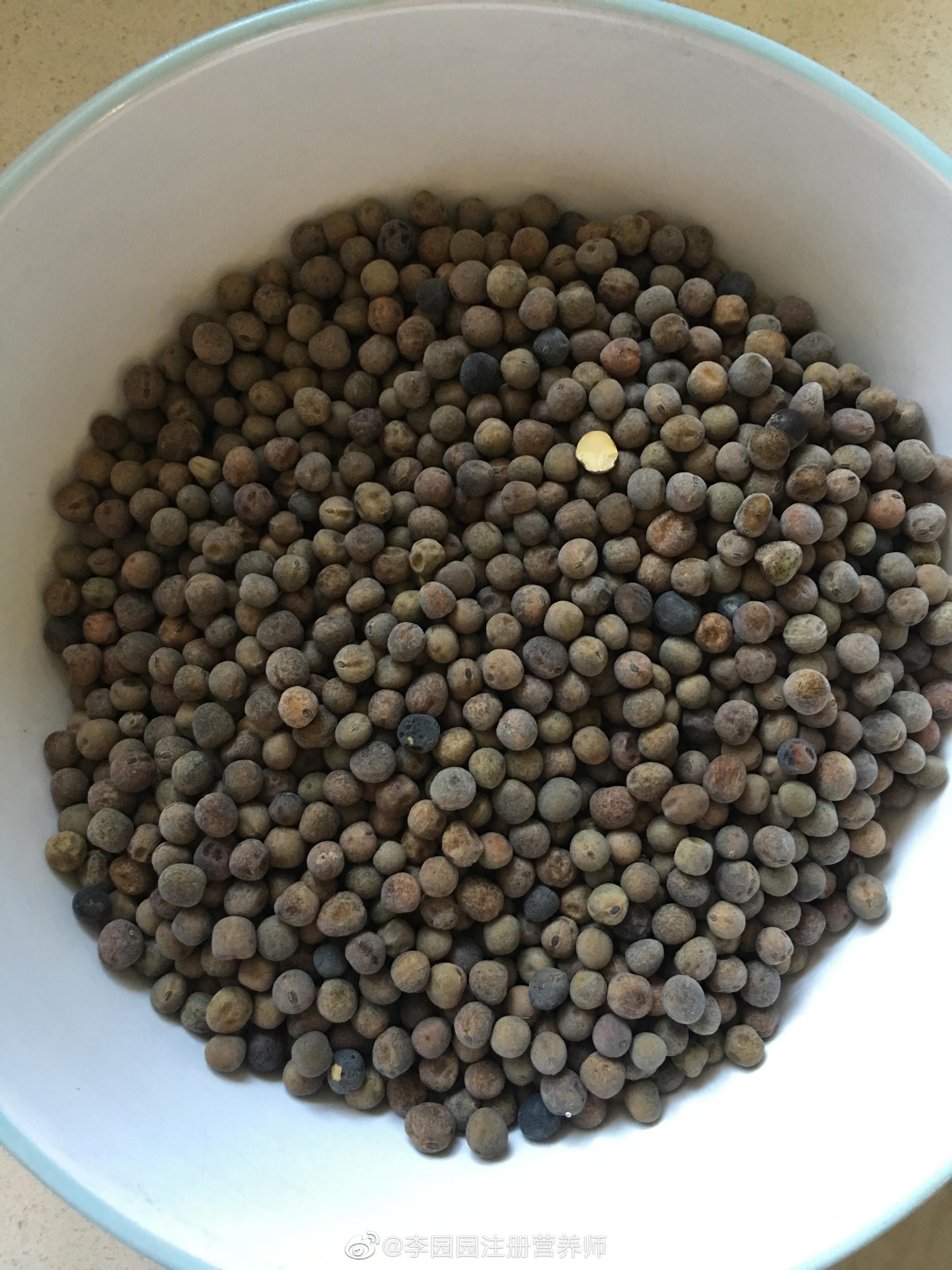 不是去兰州的时候特别喜欢吃那个灰豆子嘛也叫麻豌豆