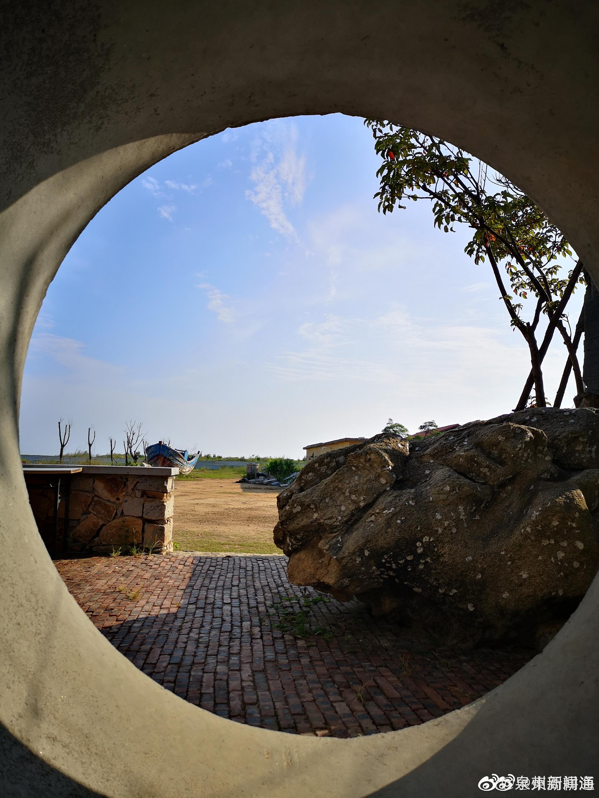 泉州秘境之王小岞美术馆一座滨海特色的乡村艺术长廊