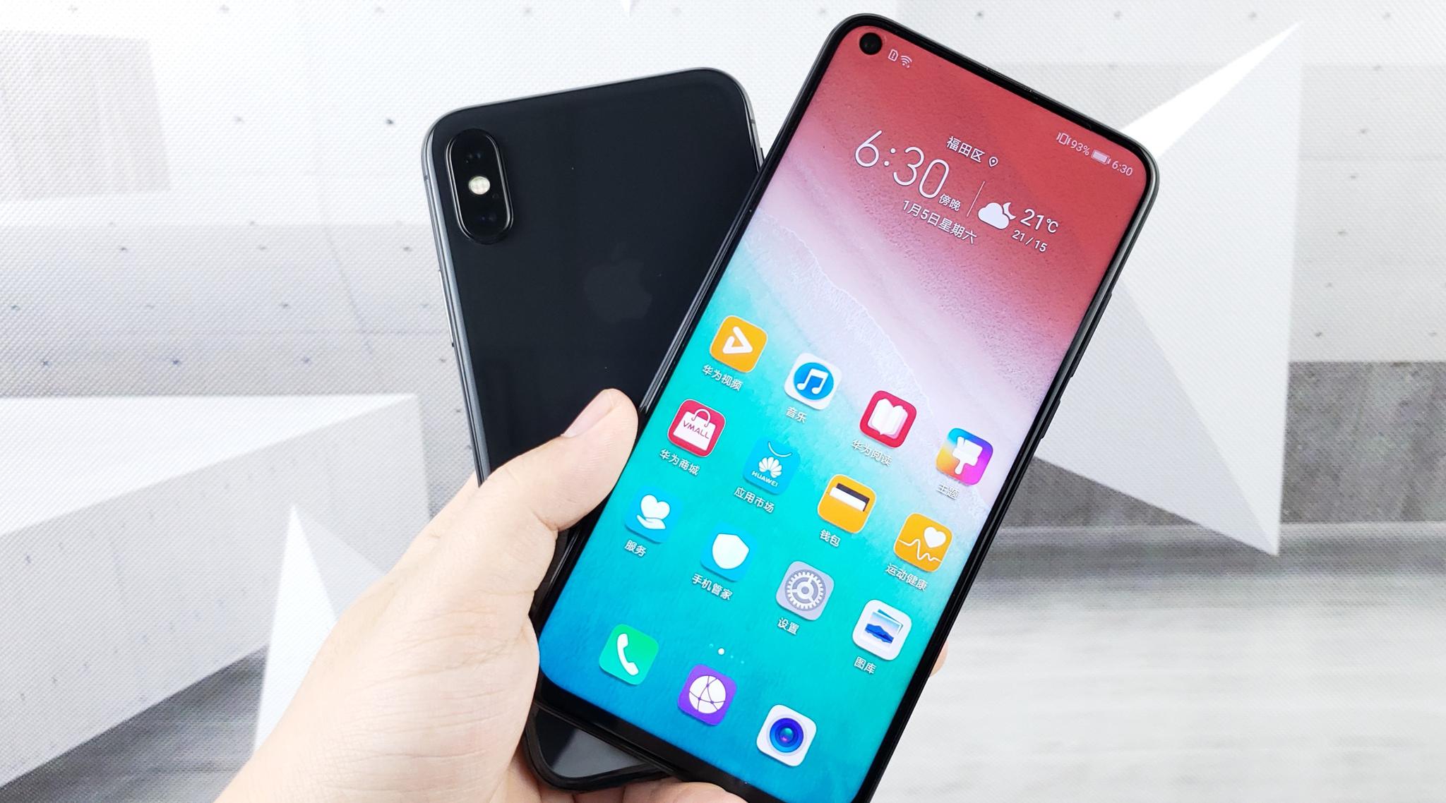 万万没想到,白客亲临荣耀畅玩8C发布会现场,粉