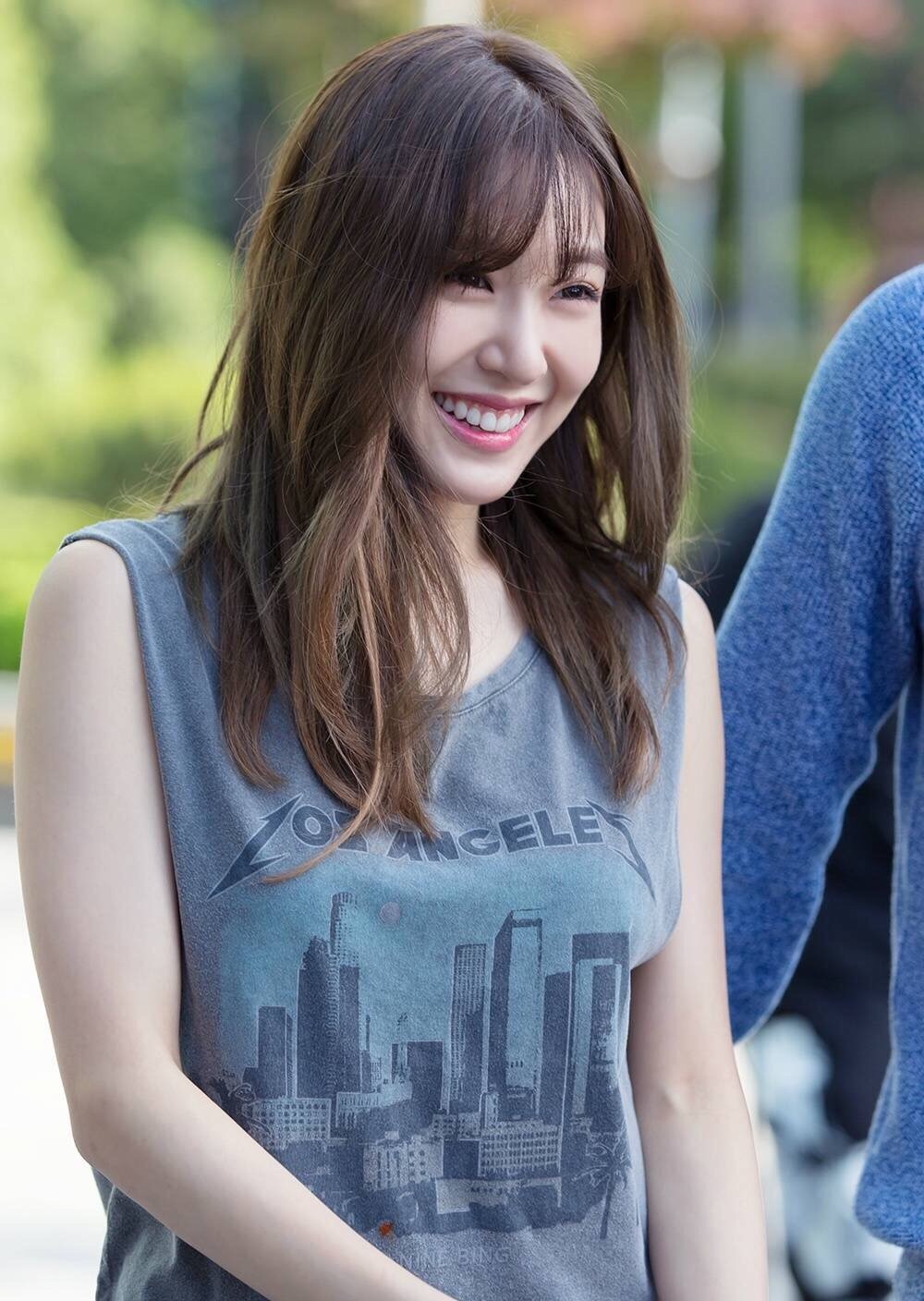 喜欢笑容有亲和力的人