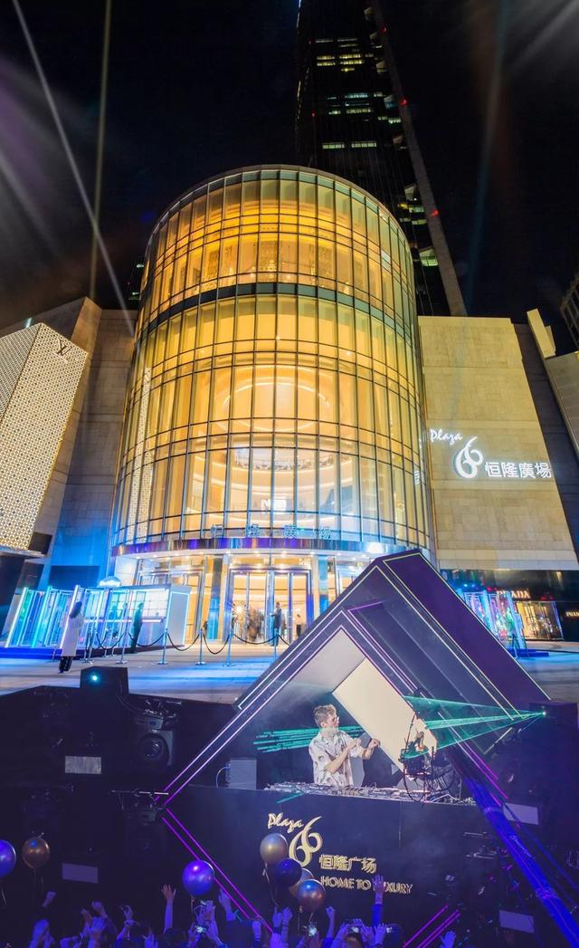 恒隆广场上演一场盛装派对,李云迪,宋祖儿,袁娅维……明星云集