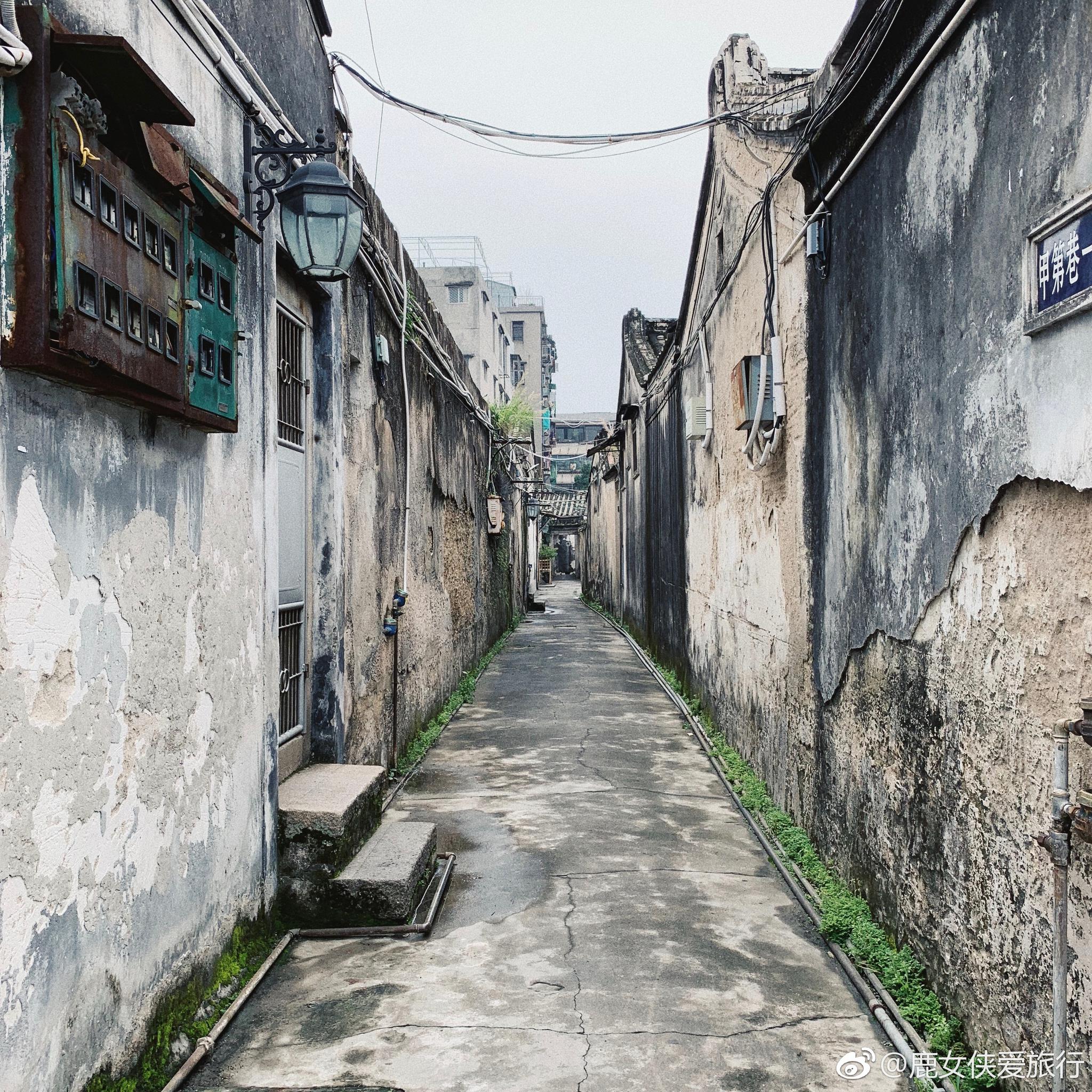 来潮州的朋友可以来甲第巷这里走走,非常有老潮州的感觉