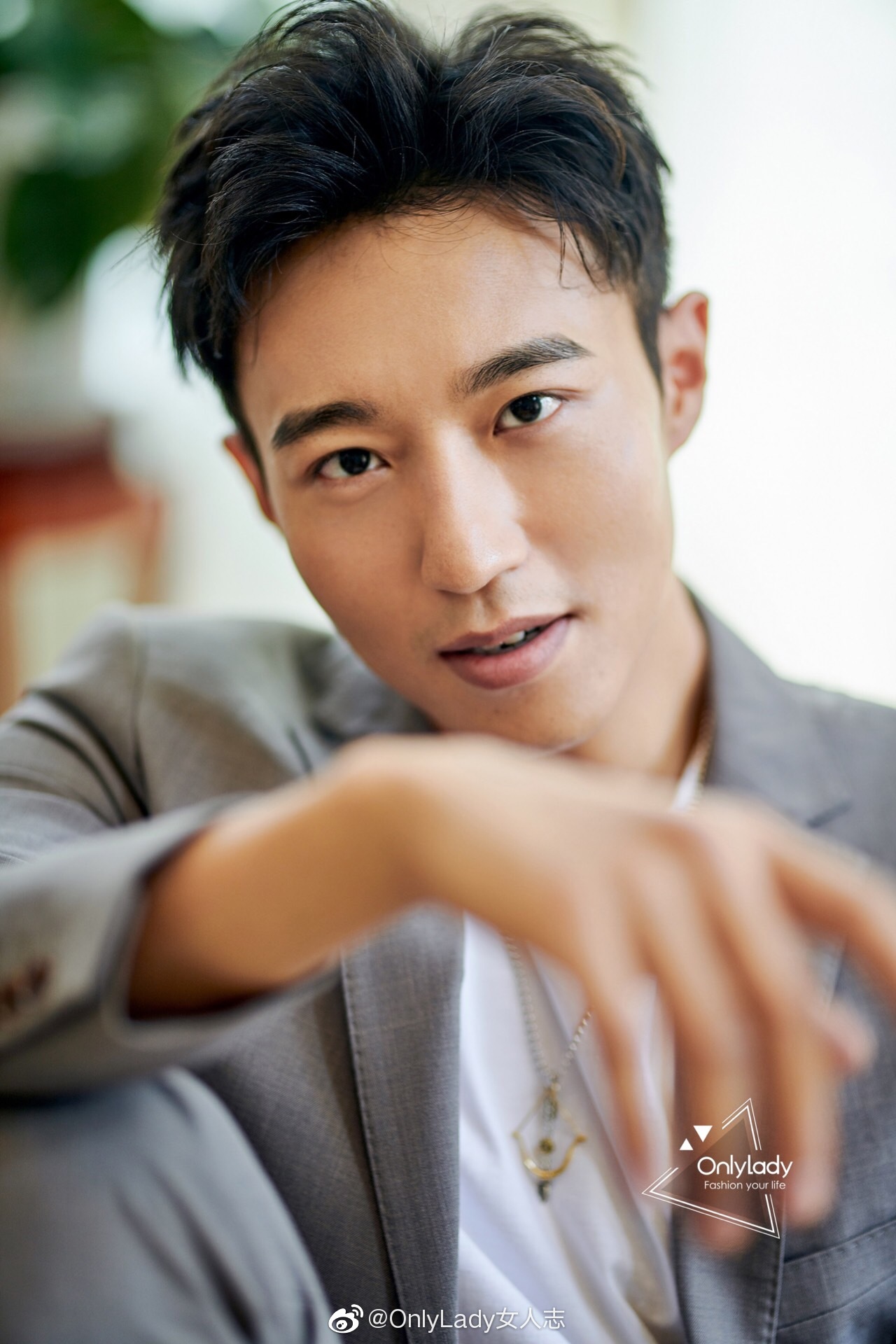 近日演员王森w以中国最美村宴风味大使的身份现身山西