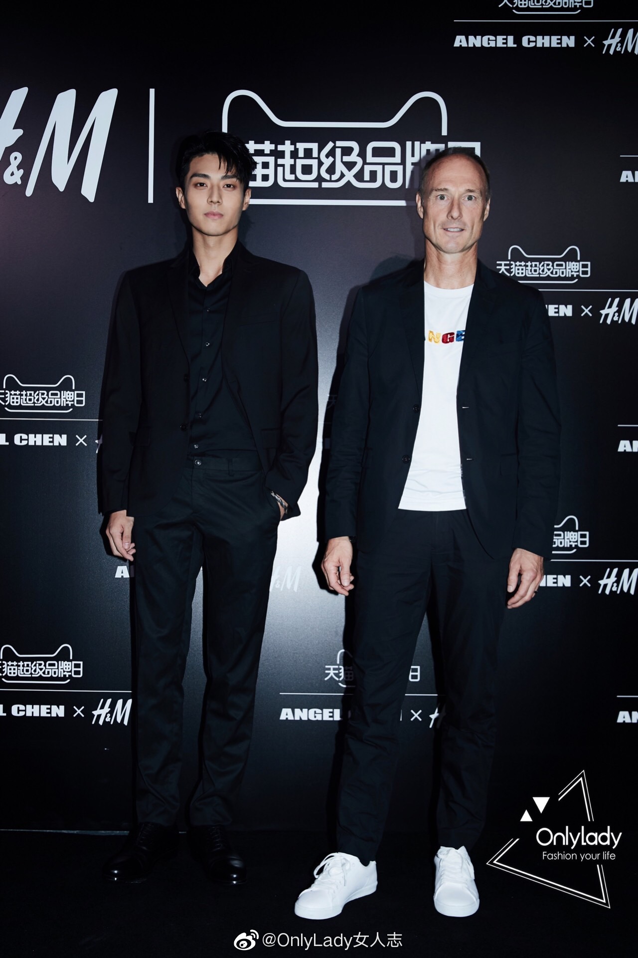 陈靖可chan 身披黑色西装,内搭黑色衬衫亮相angel chen x h&m联名