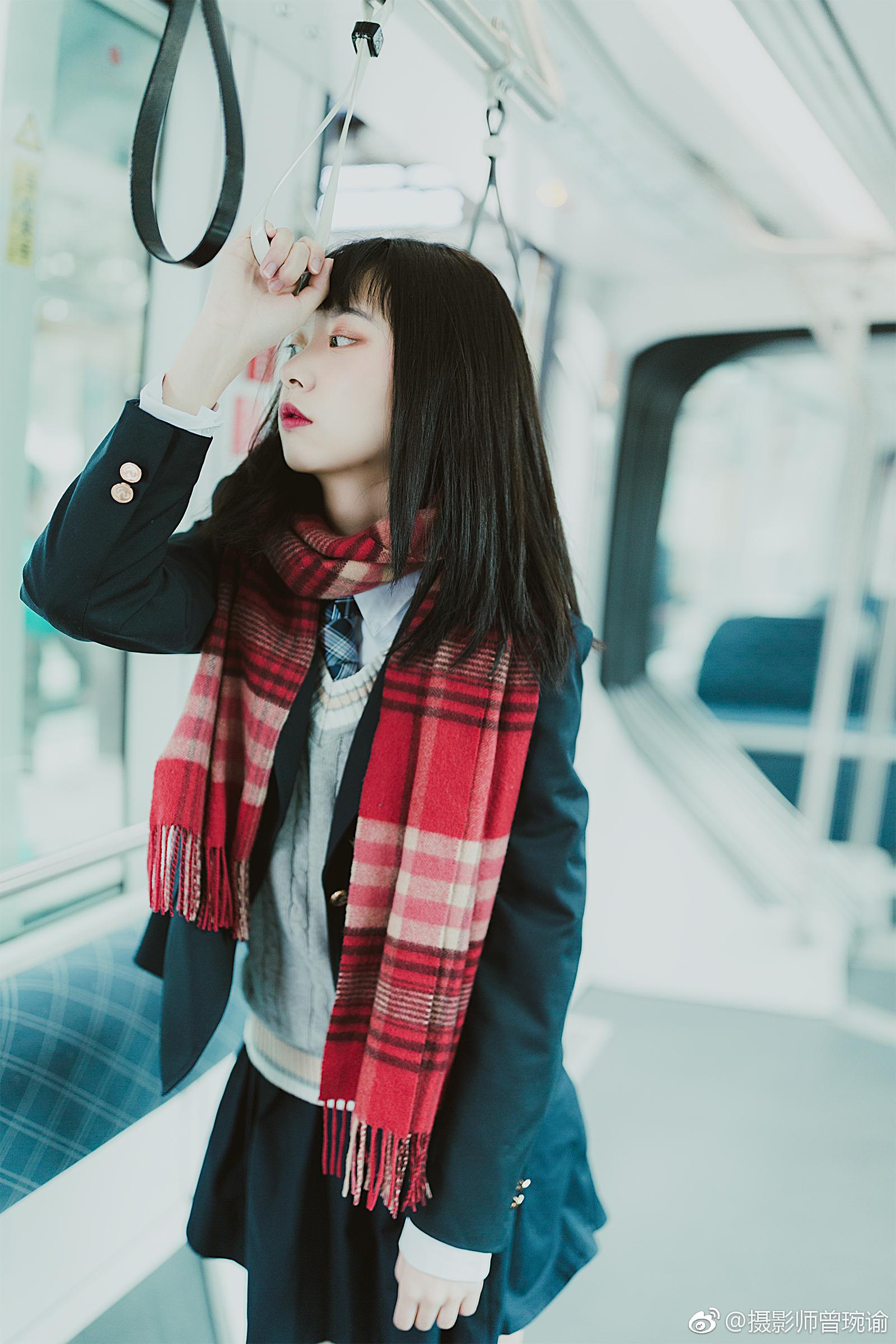 电车少女@摄影师曾琬谕