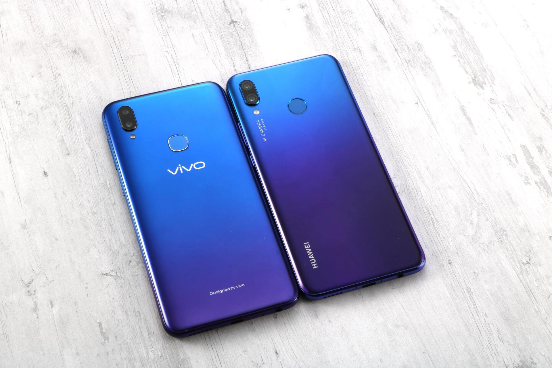 vivo z3与华为 nova3大比拼,到底谁能美与实用兼备?