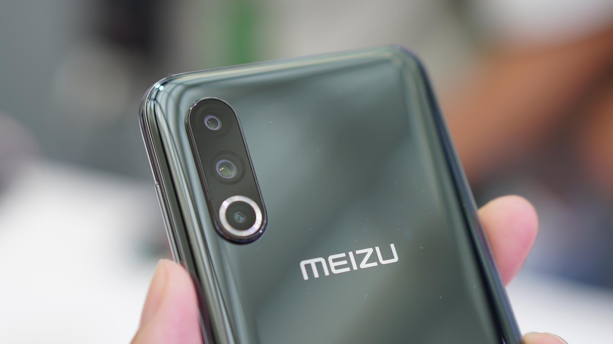 冲到体验区拍了魅族16spro图赏绿色黑色和梦幻独角兽三色