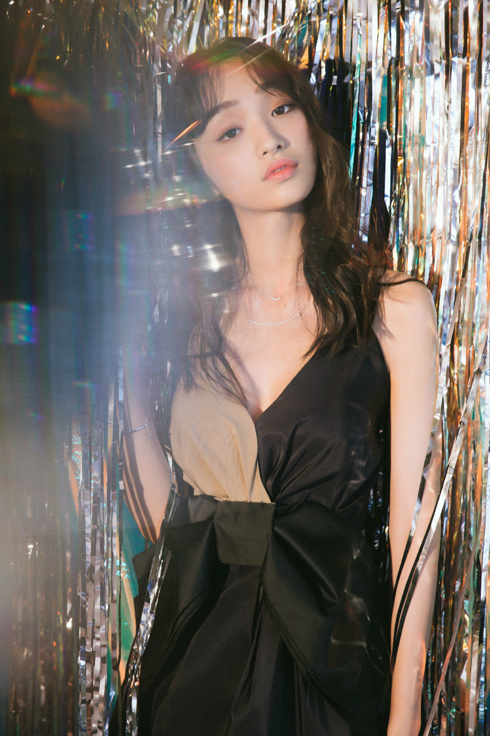 新人演员索朗美淇亮相北京活动自信优雅诠释星生力量