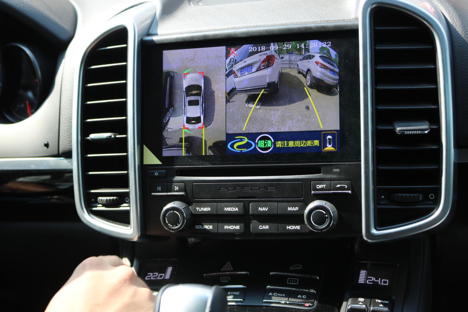 河北保定保时捷卡宴改装360全景行车记录仪