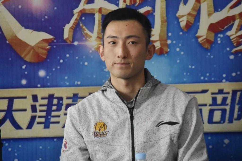 垫脚传奇外援遭巩晓彬怒批,如今已沦为鸡肋|巩晓彬|孟祥龙|cba_新浪