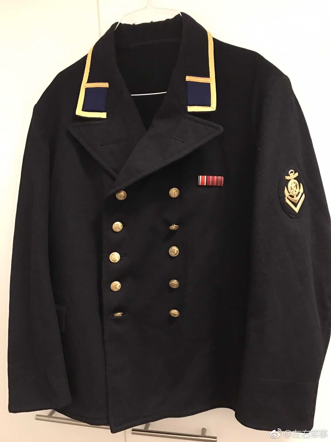 po主在德国搞到一件原品二战德国海军水兵夹克裸服