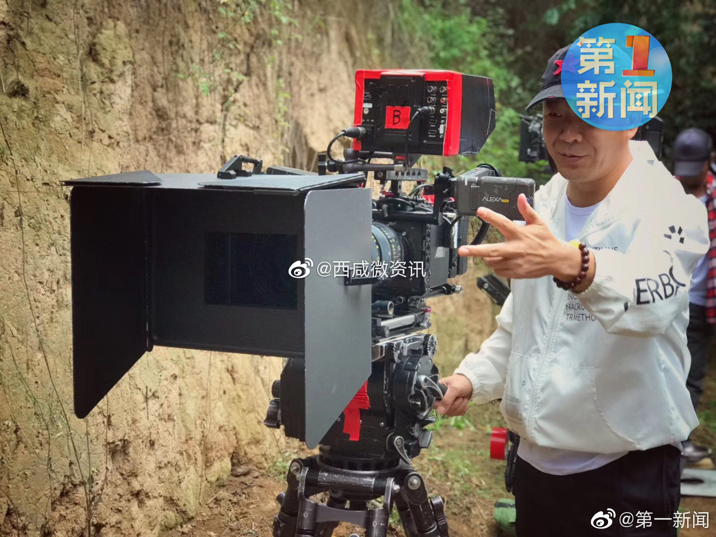 公益扶贫电影《无翅飞翔》开机|无翅飞翔|刘文武|刘斌_新浪新闻