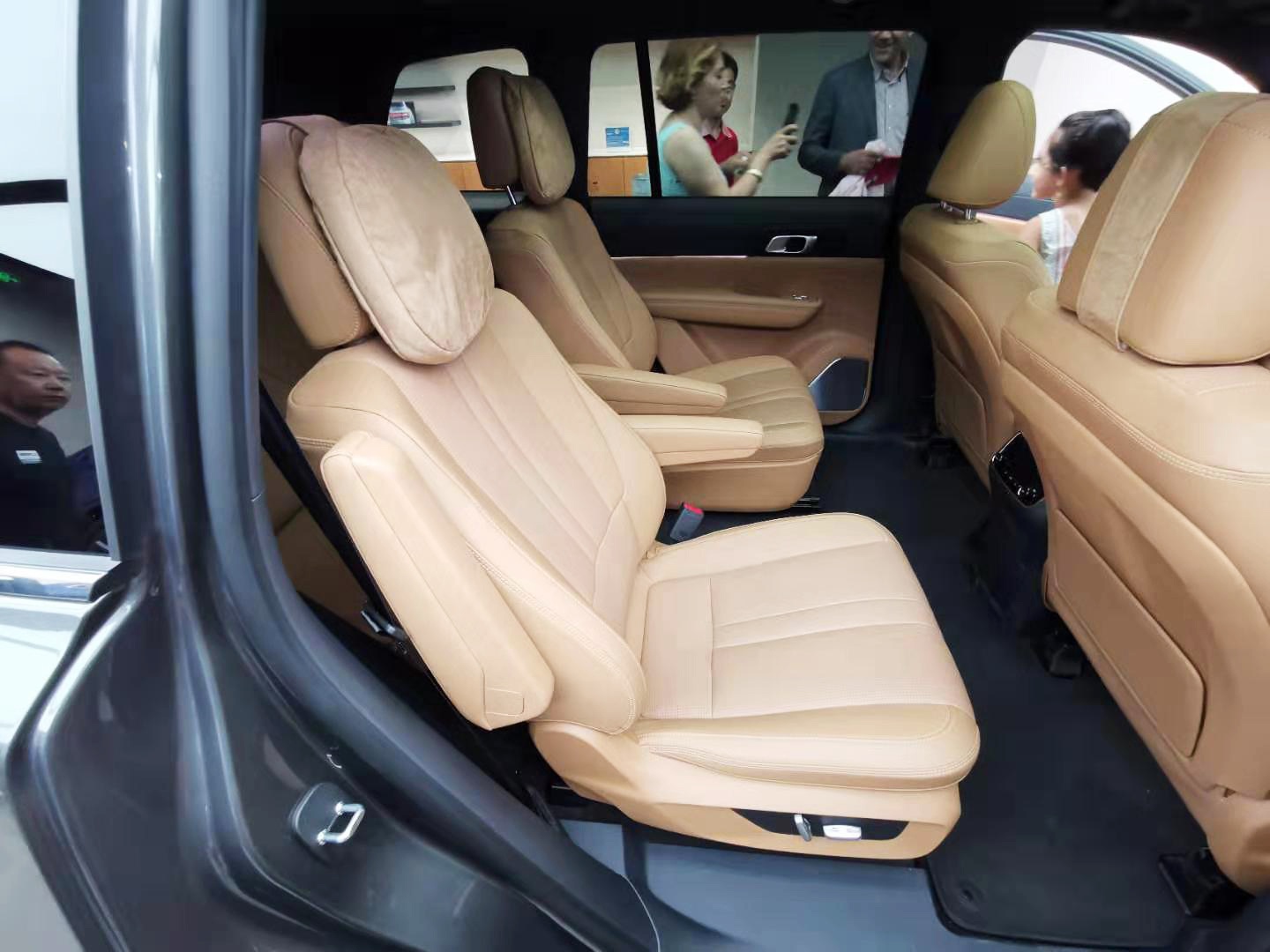 钟意她！2019年「萝卜报告」各位老湿心目中的年度车！