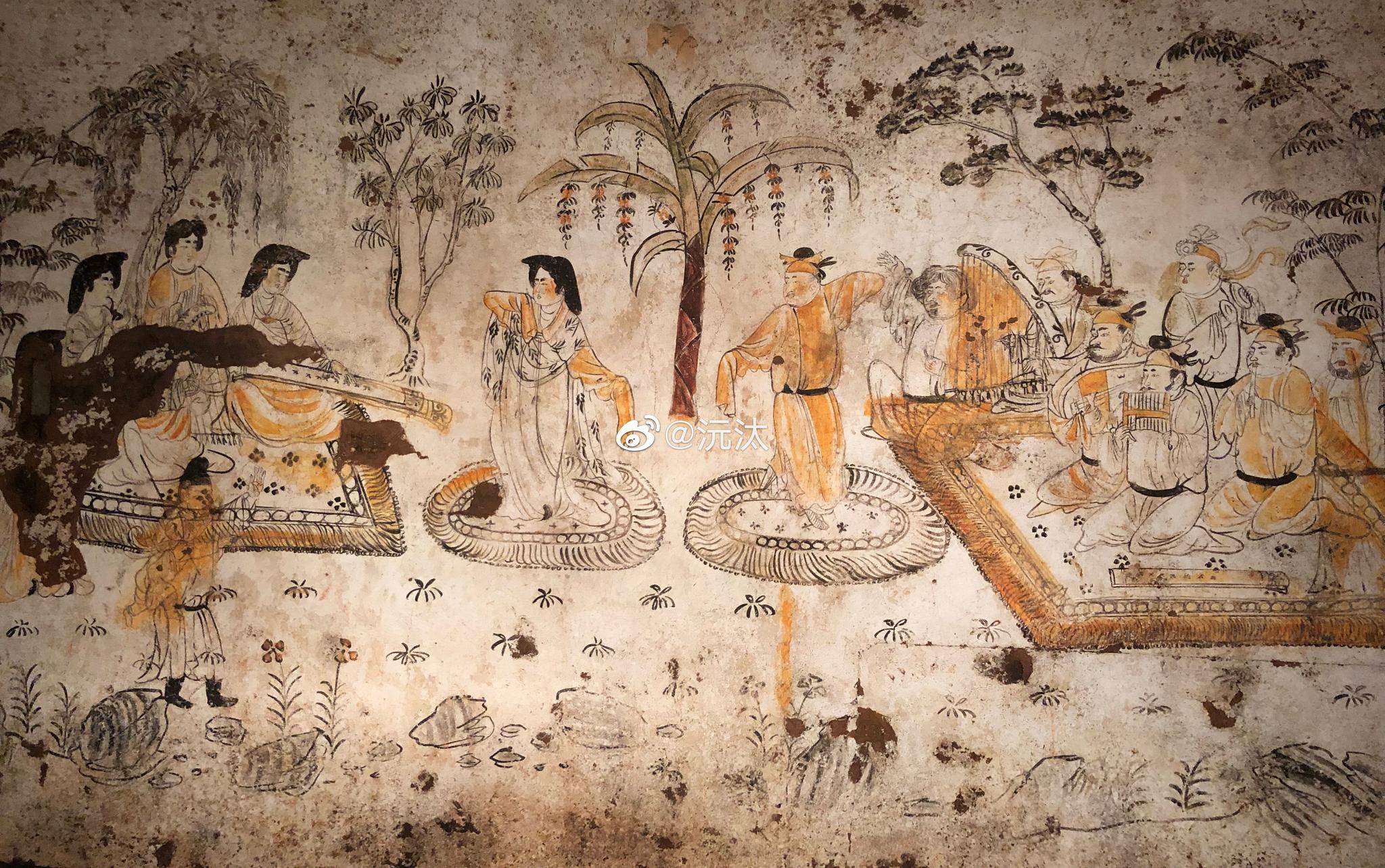 1/ 4唐代壁画《乐舞图》 唐代服饰的写实史料.