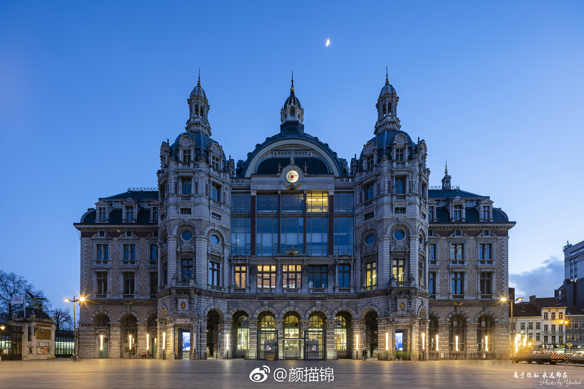 安特卫普中央火车站兴建于1895年到1905年