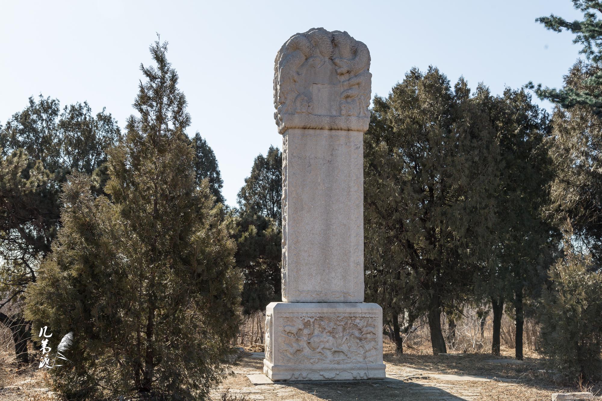 崇祯的思陵最难走有一段是林间土路