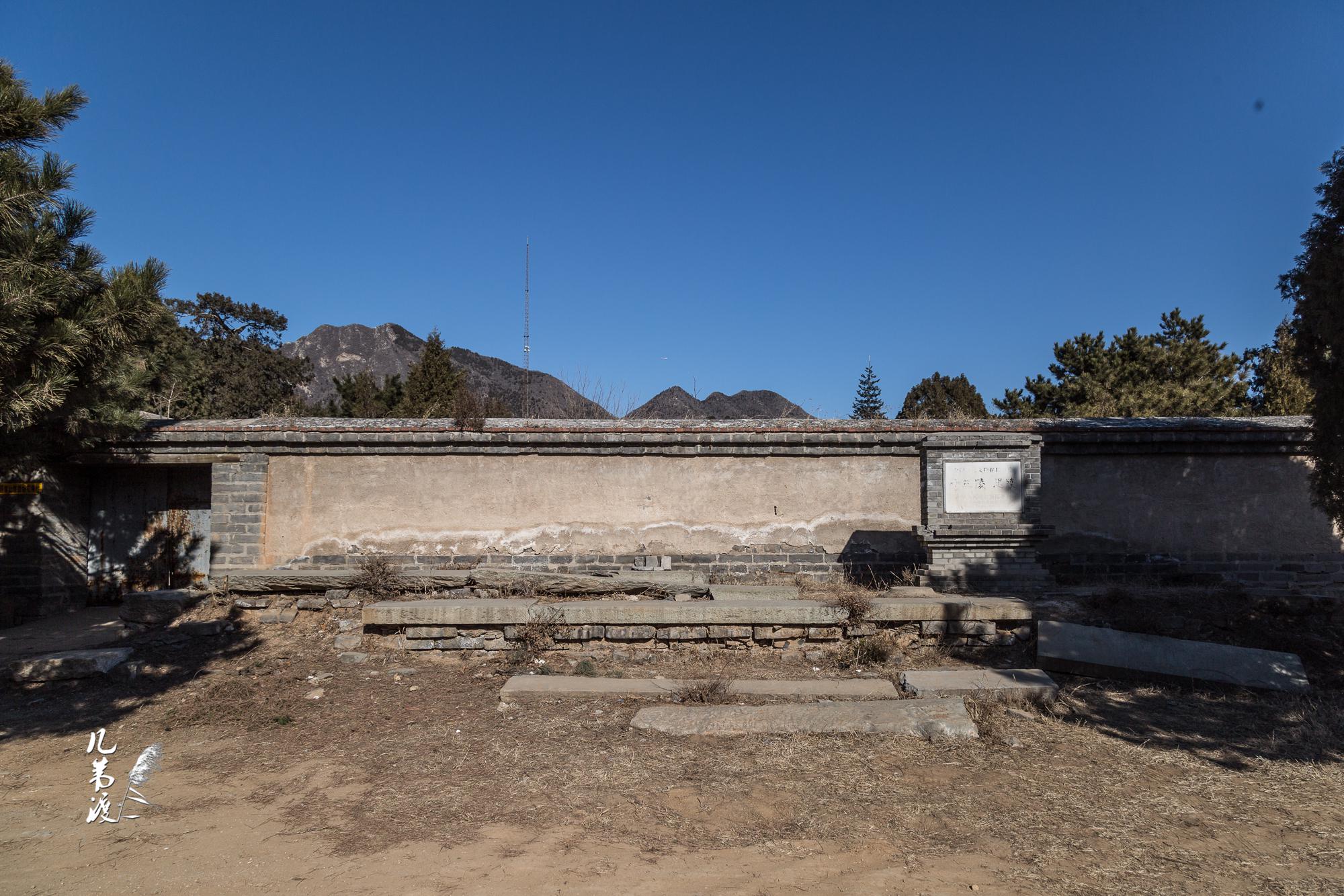 崇祯的思陵最难走有一段是林间土路