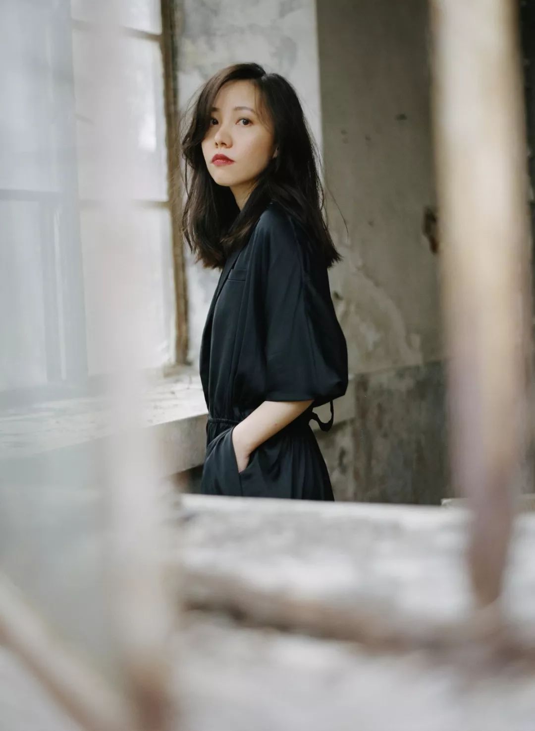 正在直播!歌手曹方做客fm954,17:00我们"空中音乐现场"见!