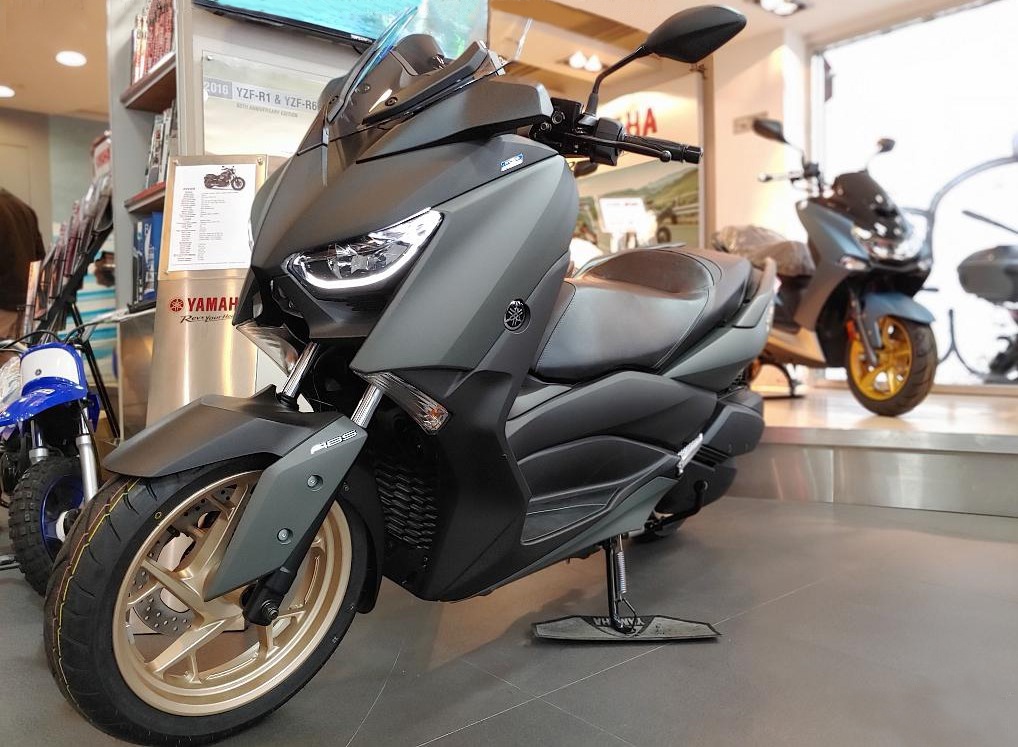 要适合城市出行的踏板摩托雅马哈xmax300前来应聘